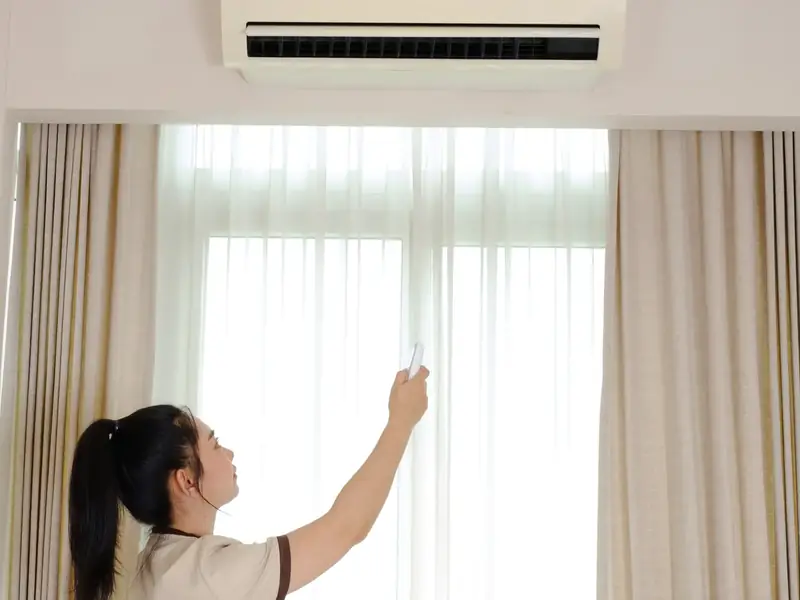 reglage climatisation murale chambre etage m Réglage d'une climatisation murale dans une chambre à l'étage